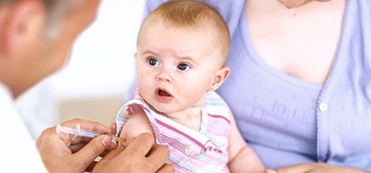 9 vaccinuri vor deveni obligatorii în România. Ce se întâmplă cu părinţii care se opun imunizării?