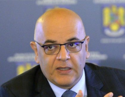 Raed Arafat: s-ar putea să amânăm 15 mai